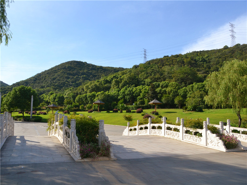 常州栖凤山国际人文陵园